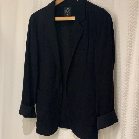 Aritzia Jackets & Blazers - Aritzia Talula Kent Blazer